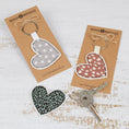 Charger l'image dans la visionneuse de la galerie, Porte-clé cœur (divers coloris)