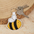 Charger l'image dans la visionneuse de la galerie, Porte-clé abeille