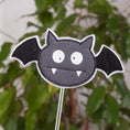 Charger l'image dans la visionneuse de la galerie, Pique-plante chauve-souris
