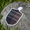 Charger l'image dans la visionneuse de la galerie, Porte-clé blason tartan