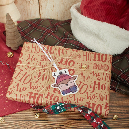 Renne avec bonnet et écharpe – décoration à suspendre