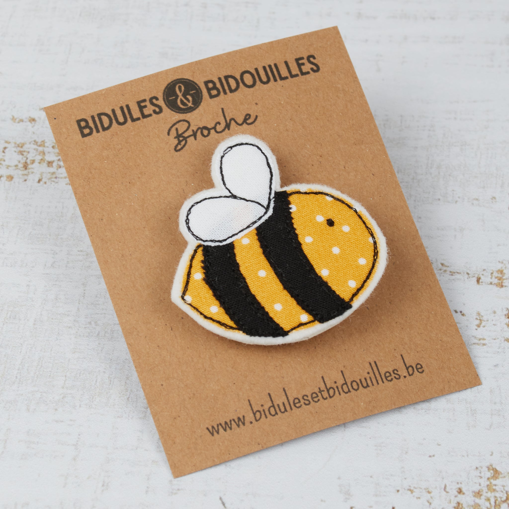 Abeille – broche, magnet ou marque-page