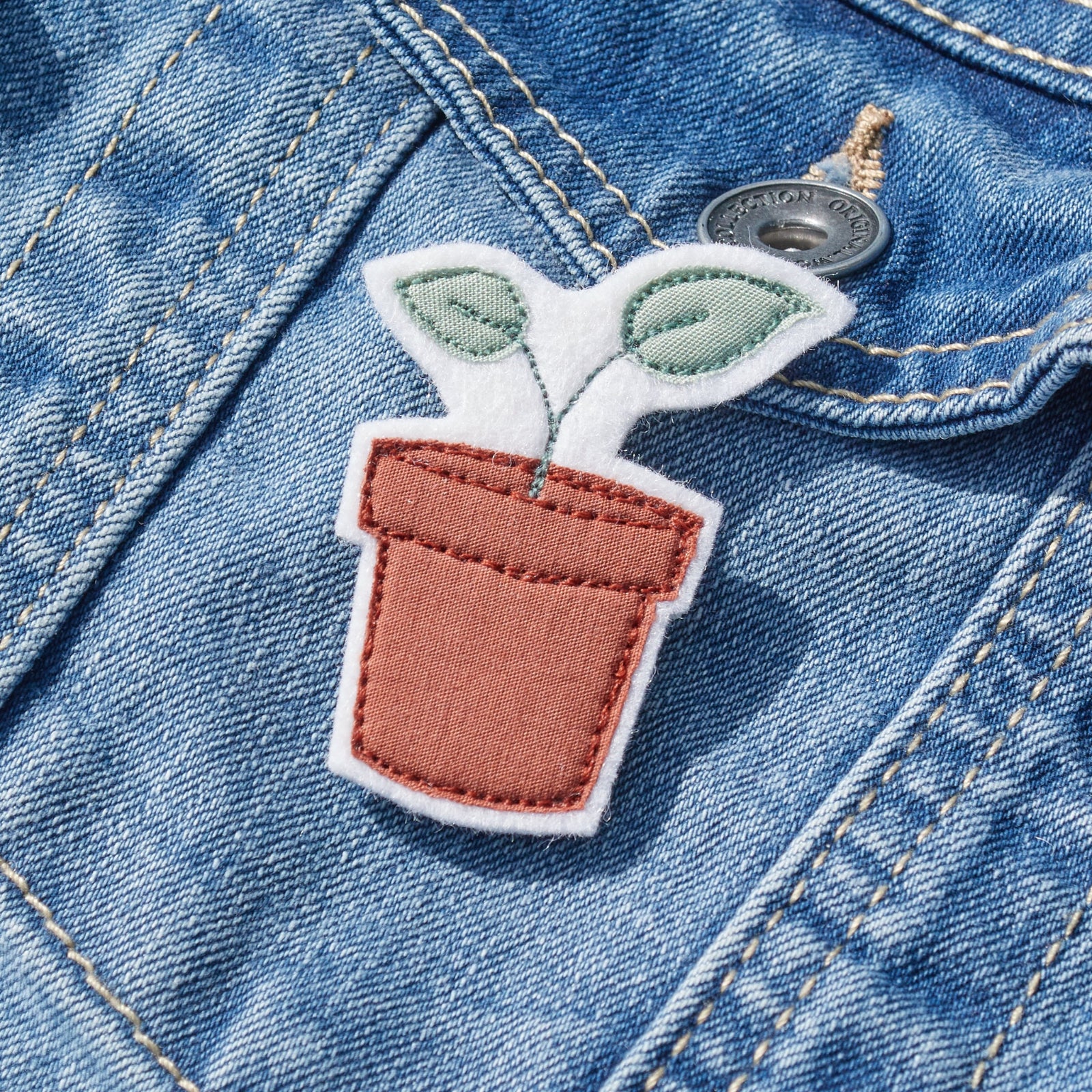Petite plante (2 variantes) – broche