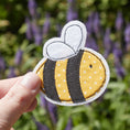 Charger l'image dans la visionneuse de la galerie, Patch abeille
