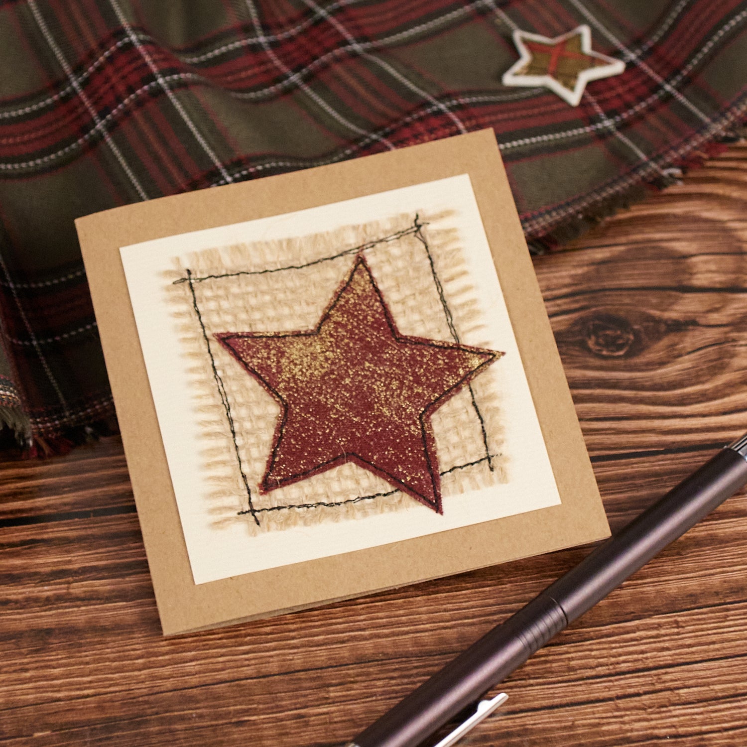 Carte de vœux brodée