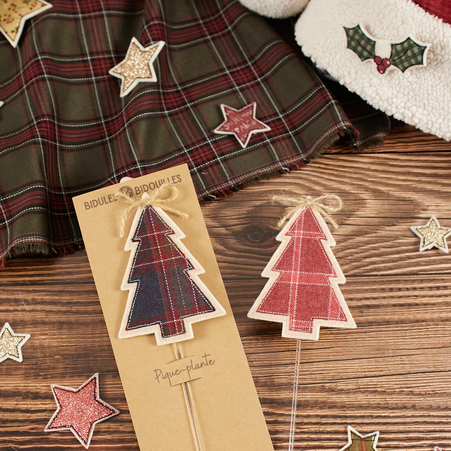 Sapin tartan (2 coloris) – pique-plante